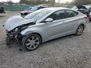 Hyundai Elantra GLS 1.8L 4 2013