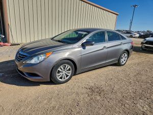 Hyundai Sonata GLS 2.4L 4 2013