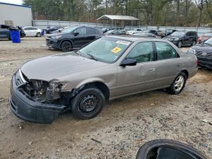 Toyota Camry LE 3.0L 6 2001