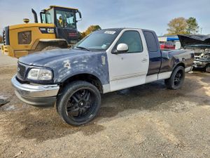 Ford F-150 4.6L 8 2003