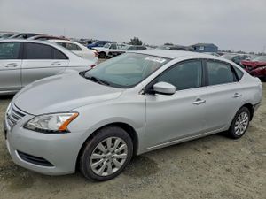 Nissan Sentra S 1.8L 4 2015