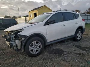 Toyota Rav4 LE 2.5L 4 2015