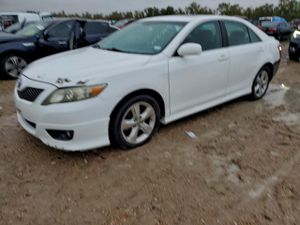Toyota Camry BASE 2.5L 4 2011