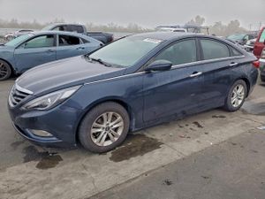 Hyundai Sonata GLS 2.4L 4 2013
