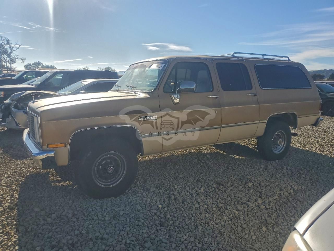 GMC Suburban K2500 6.2L 8 1985