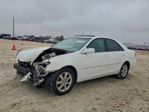 Toyota Camry LE 3.0L 6 2005