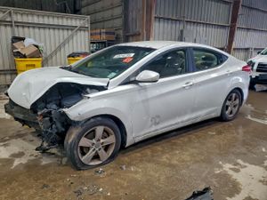 Hyundai Elantra GLS 1.8L 4 2012