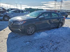 Hyundai Sonata SE 2.4L 4 2015