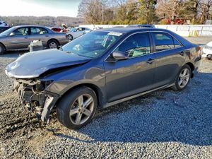 Toyota Camry L 2.5L 4 2013