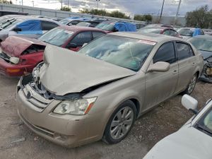 Toyota Avalon XL 3.5L 6 2005