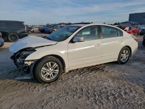 Nissan Altima BASE 2.5L 4 2012