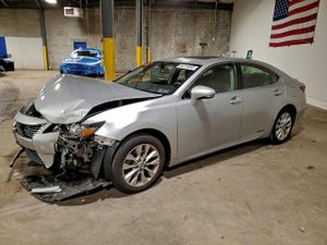 Lexus ES 300H 2.5L 4 2013