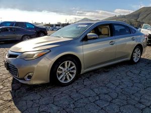Toyota Avalon XLE 3.5L 6 2015