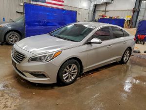 Hyundai Sonata SE 2.4L 4 2015