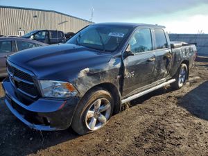RAM 1500 ST 5.7L 8 2015
