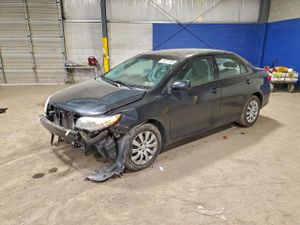 Toyota Corolla BASE 1.8L 4 2013
