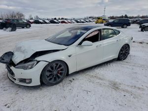 Tesla Model S 85D 2015