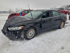 Ford Fusion SE HYBRID 2.0L 4 2015