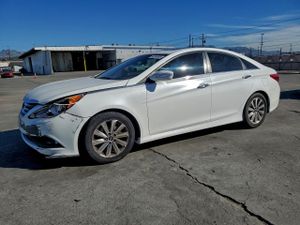 Hyundai Sonata SE 2.4L 4 2014