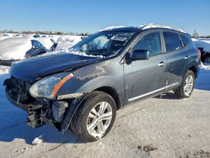 Nissan Rogue S 2.5L 4 2013