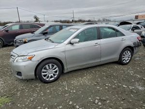 Toyota Camry BASE 2.5L 4 2010