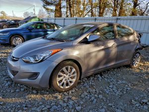 Hyundai Elantra GLS 1.8L 4 2012