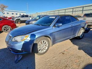 Chrysler 200 TOURING 2.4L 4 2011