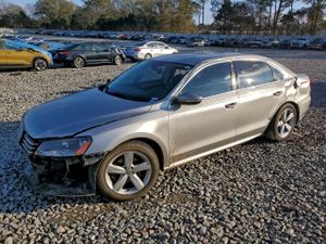 Volkswagen Passat SE 2.5L 5 2012