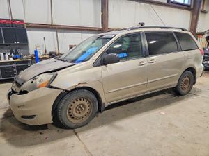 Toyota Sienna LE 3.5L 6 2007