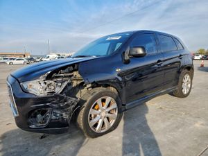 Mitsubishi Outlander ES 2.0L 4 2015