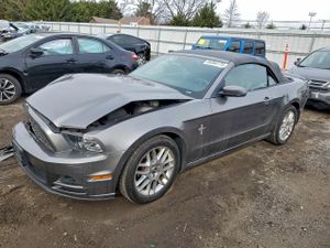 Ford Mustang 3.7L 6 2014