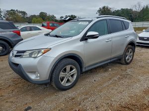 Toyota Rav4 XLE 2.5L 4 2013