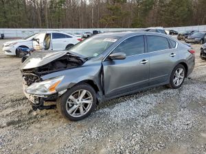Nissan Altima 2.5 2.5L 4 2015