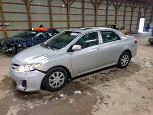 Toyota Corolla BASE 1.8L 4 2013