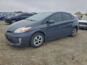 Toyota Prius 1.8L 4 2015