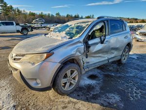 Toyota Rav4 XLE 2.5L 4 2015
