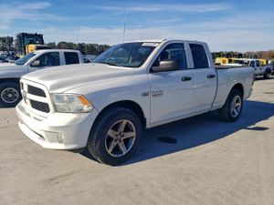 RAM 1500 ST 5.7L 8 2013