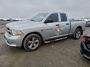 Dodge RAM ST 5.7L 8 2012