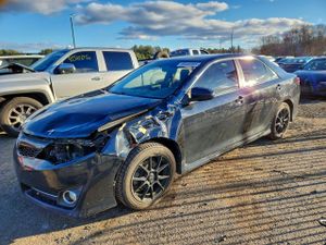 Toyota Camry SE 3.5L 6 2012