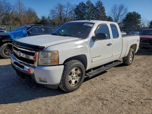 Chevrolet Silverado 1500 C1500 LT 5.3L 8 2011
