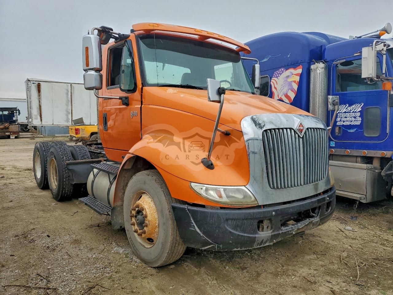 International TranStar / 8000 Series 8600 12.5L 6 2007