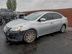 Nissan Sentra S 1.8L 4 2015