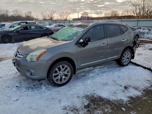 Nissan Rogue S 2.5L 4 2012