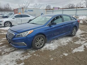 Hyundai Sonata SE 2.4L 4 2015