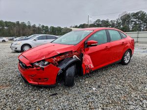 Ford Focus SE 2.0L 4 2015