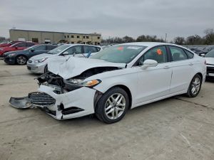 Ford Fusion SE 2.5L 4 2013