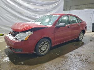 Ford Focus SE 2.0L 4 2010