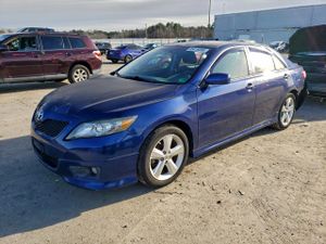 Toyota Camry BASE 2.5L 4 2011