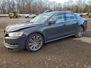 Volkswagen Passat SE 1.8L 4 2015