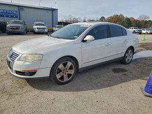Volkswagen Passat TURBO 2.0L 4 2009